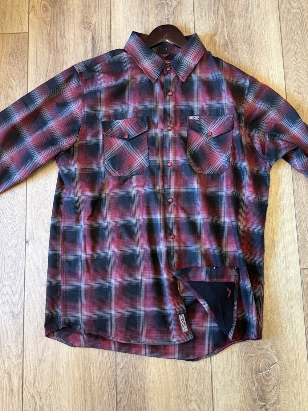 DIXXON ‘Count’ Men's Plaid Button-Down Shirt with pearl snaps. XL
